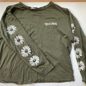 Green Long Sleeve Cropped "Wildflowers" T-shirt - M French Pastry